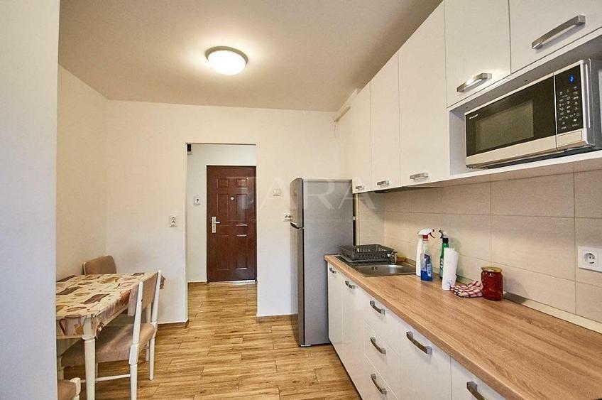 Apartament cu 2 camere de închiriat în Zorilor, zona Parcul Zorilor