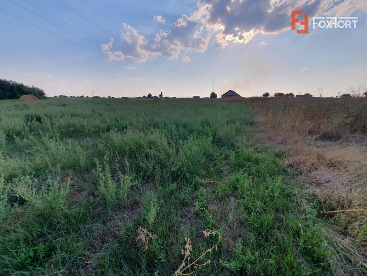 COMISION 0% Teren de 622 mp intravilan pretabil casa, zona Chisoda