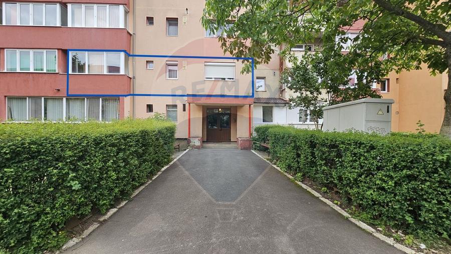 Apartament cu 2 camere de vânzare în zona Noua