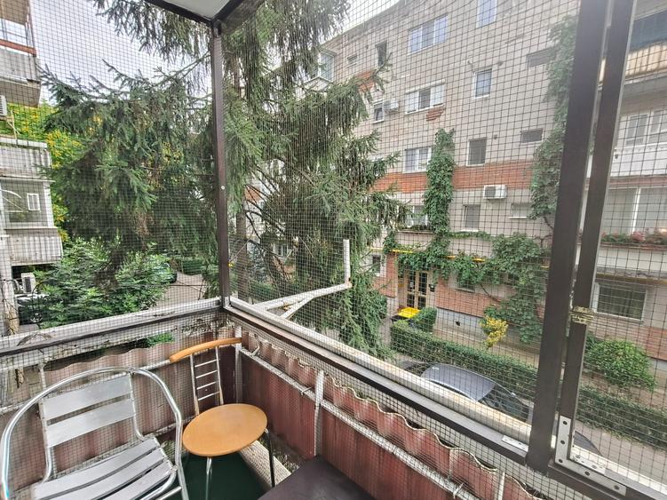 Apartament o camera
