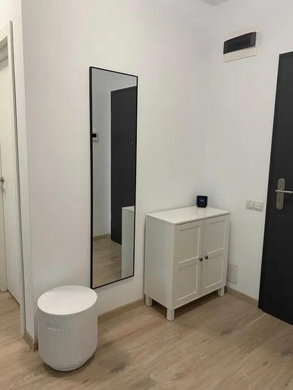 Apartament de 2 camere, semidecomandat, 57mp, zona Frunzisului