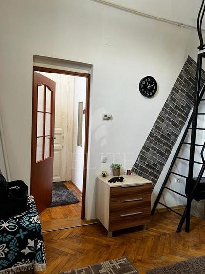 Apartament o camera în zona MAGAZINUL CENTRAL