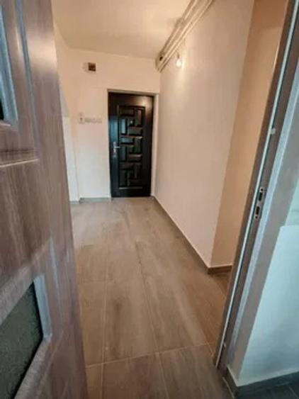 Apartament cu o camera decomandat, zona Frumoasa