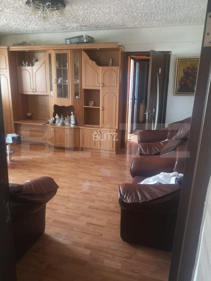 Apartament cu 2 camere, 55 mp, zona Gaesti - 2