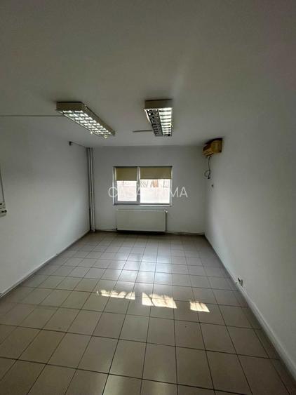 Apartament - spatiu comercial 2 camere DECOMANDAT, NICOLINA 1 - 3