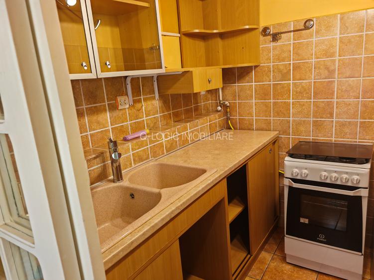 Apartament 3 camere liber la vanzare zona Piata Sfatului - 12