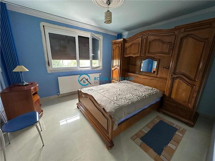 Royal Imobiliare - Vanzare vila zona Lipanesti