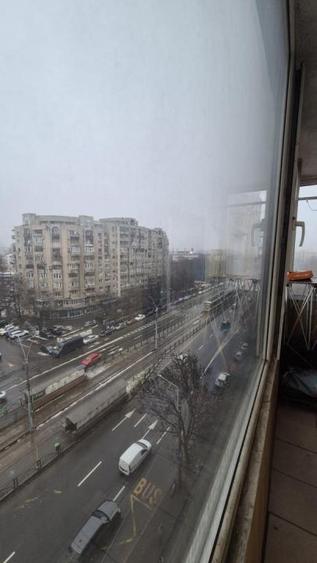 4 Camere Crangasi ,5 minute de Metrou