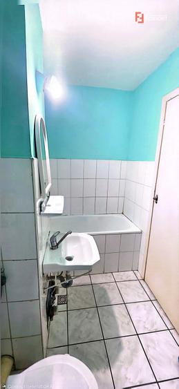 Apartament cu o camera de 44 mp - zona Girocului