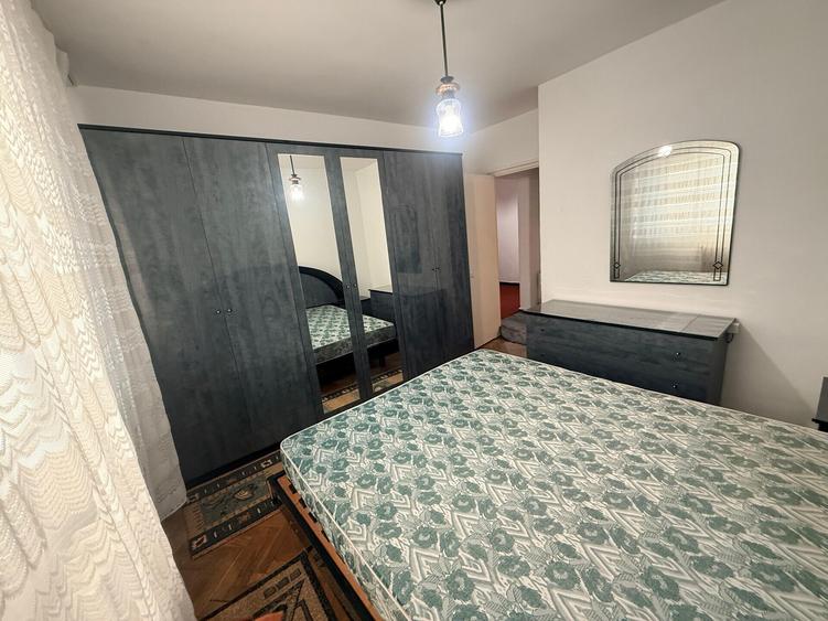 APARTAMENT CU 2 CAMERE DECOMANDAT, CENTRAL, RAPA GALBENA