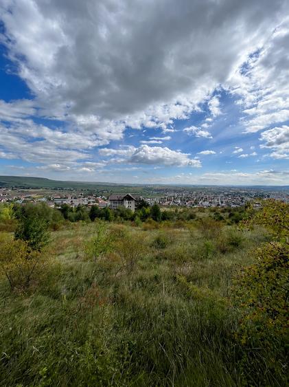 Teren Piatra Neamt , zona Fermelor - strada Smaraldului