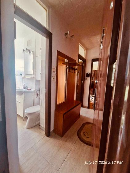 Garsoniera 1 Decembrie, 3 minute de metrou, PET-FRIENDLY, mobilată complet