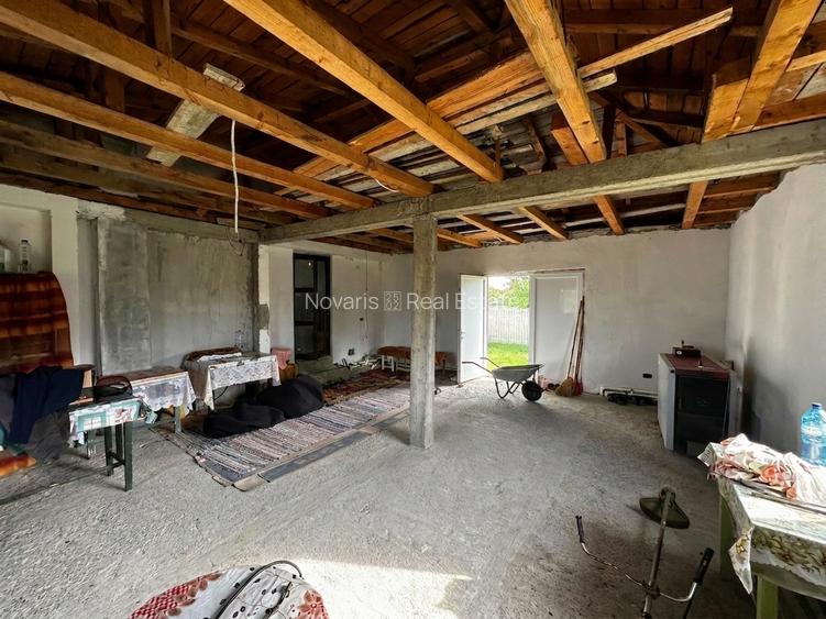 De vânzare, casă + teren 2000mp sat. Călienii Noi - 13