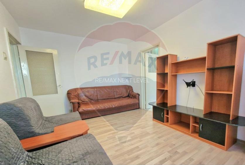 Apartament cu 2 camere de vânzare, strada Milcov - 13