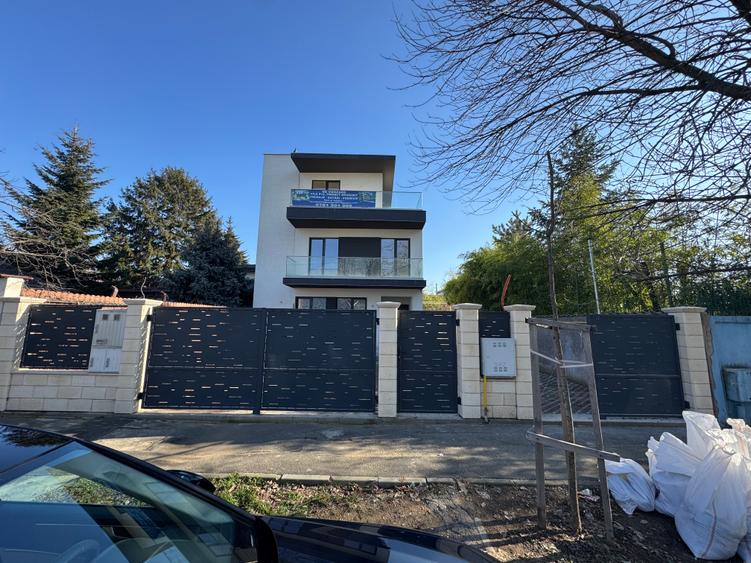 Vila in duplex deosebita 2024