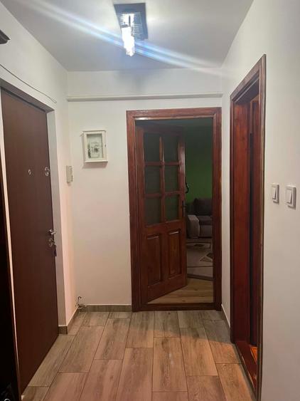 Apartament decomandat amenajat cu centrala