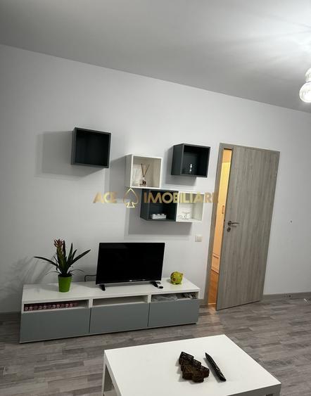 2 Camere de inchiriat | Militari | Metrou | Centrala | Parcare