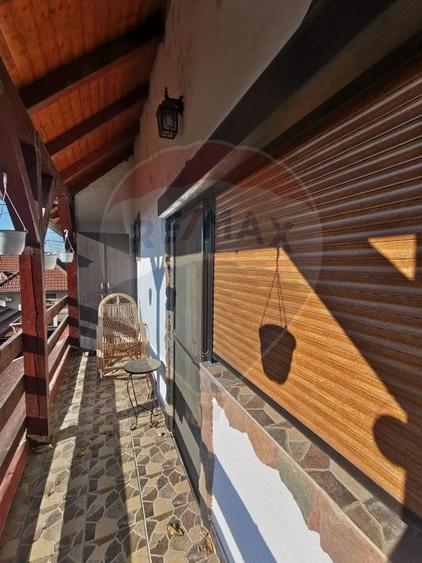 Vanzare/schimb casă 6 camere, curte,zona Metro Oradea cu una mai mica