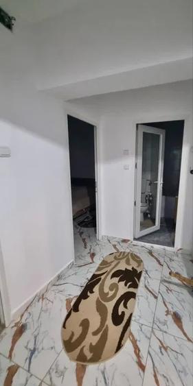 Apartament 2 camere, decomandat, 53 mp, balcon, metrou, Berceni