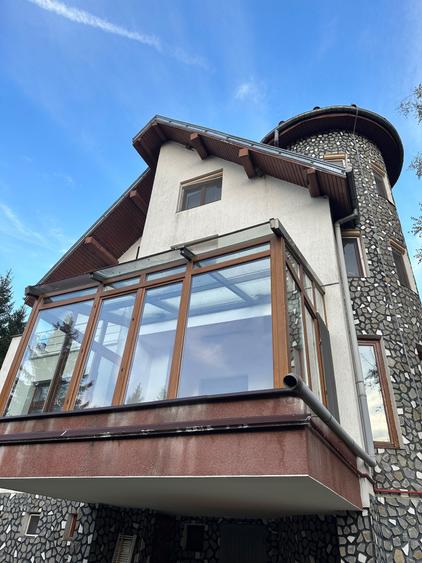 Vilă de vânzare de 600 mp | Teren 1.000 mp | Predeal - zona 3 Brazi