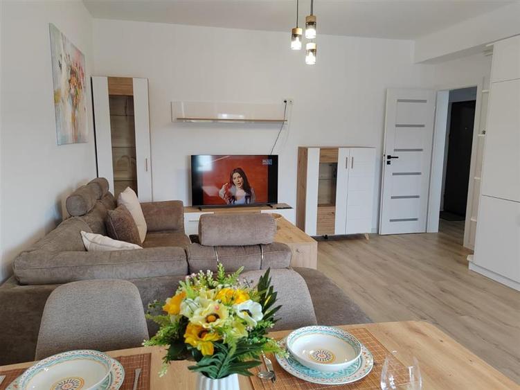 Apartament 3 camere 2 balcoane zona Turnisor