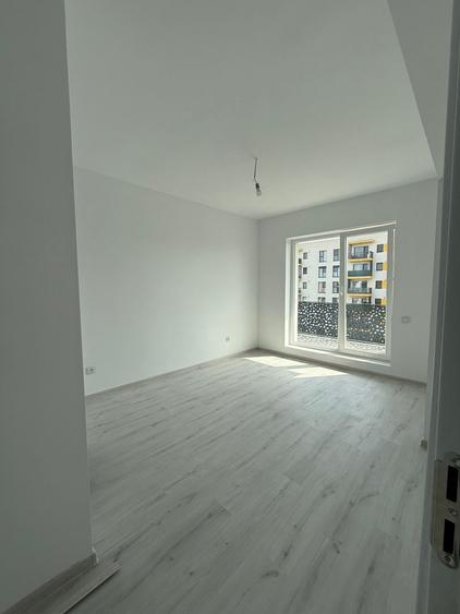 3 CAMERE/ MUTARE IMEDIATĂ/ 7 MINUTE METROU N TECLU