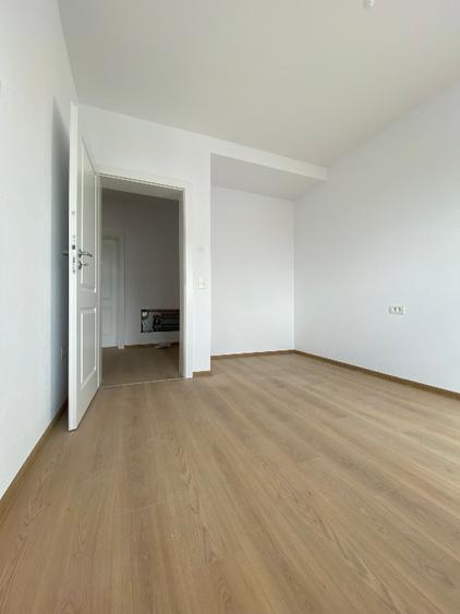 Duplex 1/2 - P+1+M, 160 mpU+terasa, 3 bai, 290 mpT - VANZATOR p. fiz, COMISION 0
