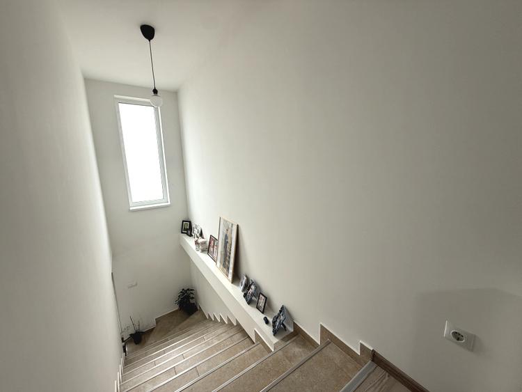 Casa Individuala de vanzare | DEALUL FURCILOR| 220 MP UTILI | 1580 MP TEREN.