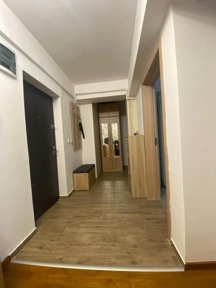 Vanzare apartament luminos, parcare inclusă, complex privat 2020