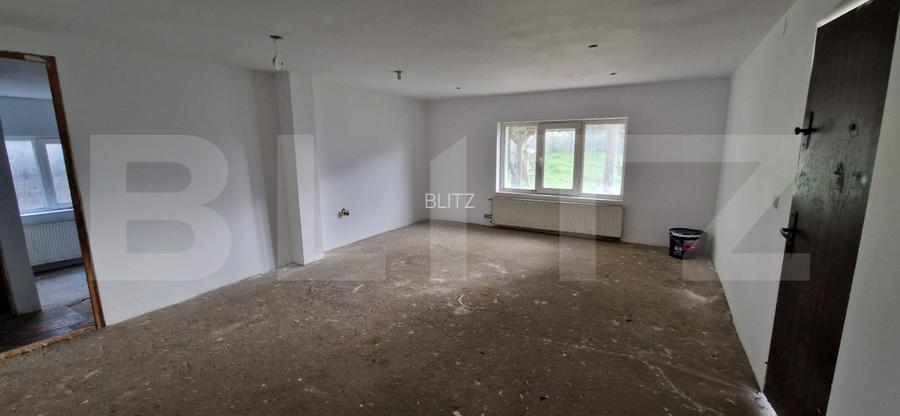 Casa P+M, 240 mp utili, teren 1000 mp, front 20 ml, zona Drumul Muntenilor