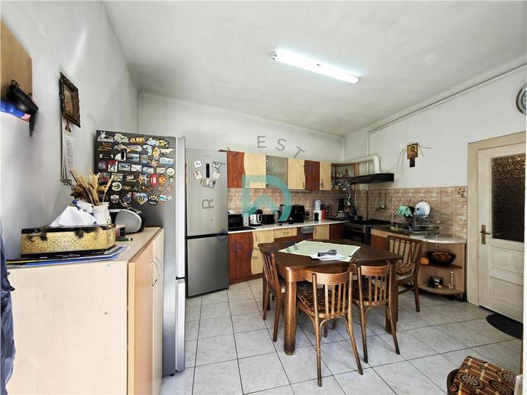 Apartament in casa Piata Unirii Brasov