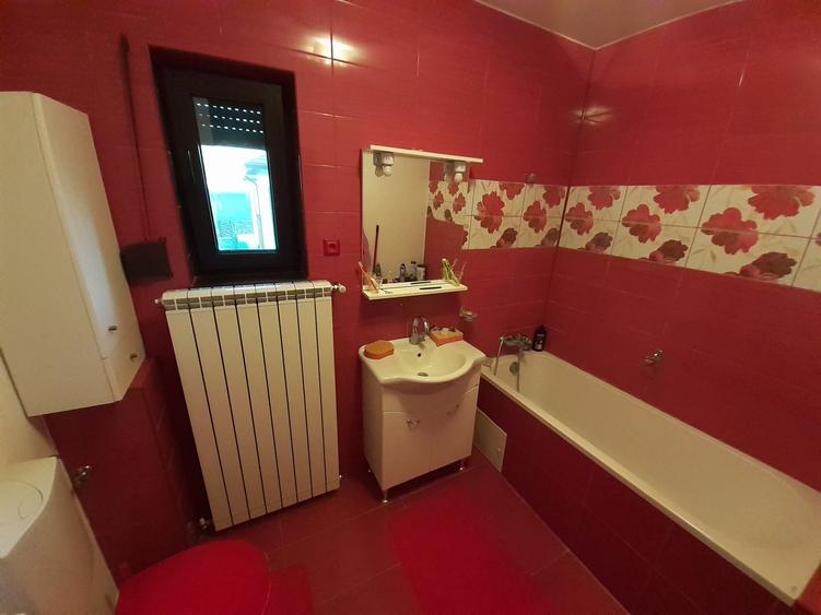 Saftica Ilfov Vila 257mp, 6 camere, Curte Teren 1227 mp, nou 2015