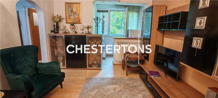 Apartament 2 camere, mobilat, utilat, bloc anvelopat, loc de parcare, langa metr