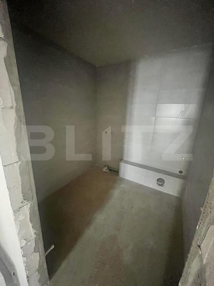 Apartament 1 camera, 30 mp, semifinisat, zona Piata Decebal