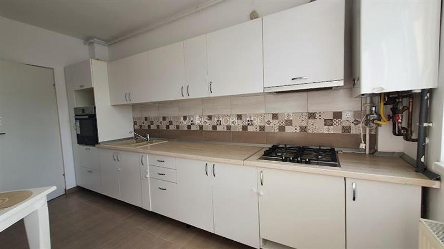 Inchiriere in Tudor bloc nou apartament 2 camere cu parcare. - 10