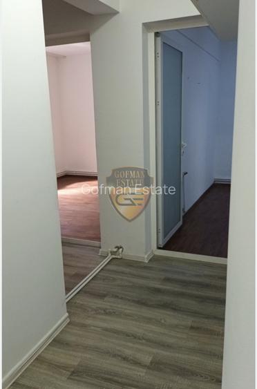 Spatiu comercial 3 camere Parter Zona City Park Mall 68mp centrala gaz decomanda - 9