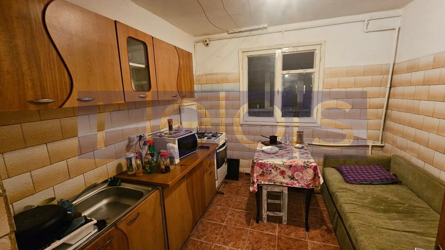 DE VANZARE 3 CAMERE DECOMANDAT | 2 BAI | BLOC REABILITAT | GHENCEA