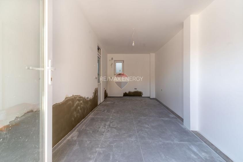 Casă / Vilă cu 5 camere de închiriat în zona Dambul Rotund - 10