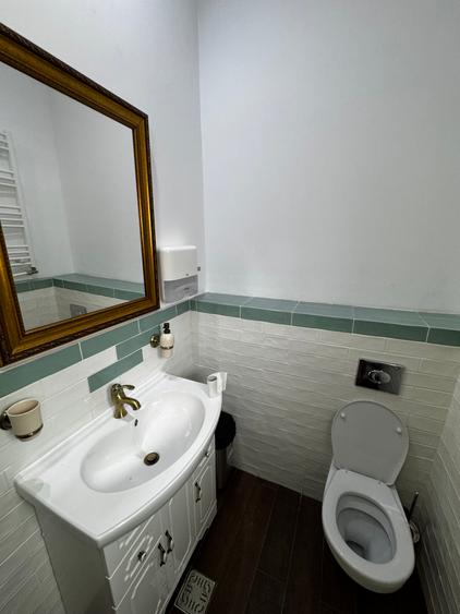 Vila independenta, locuri de parcare, nou renovata ideal pentru birouri sediu