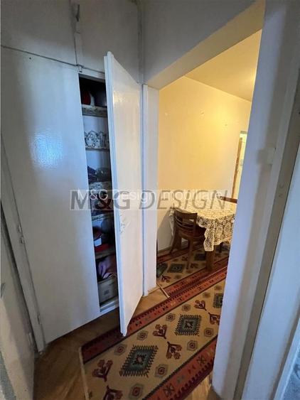 3 camere decomandat la pret de 2 zona Sagului etaj 6 - 13
