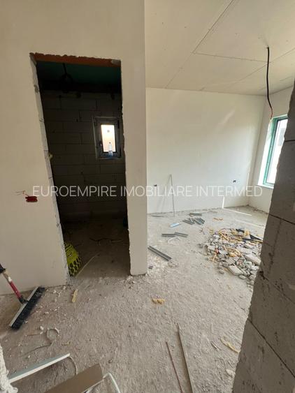 DE VÂNZARE CASĂ AGIGEA CARTIER NOU ZONA LAC - 5