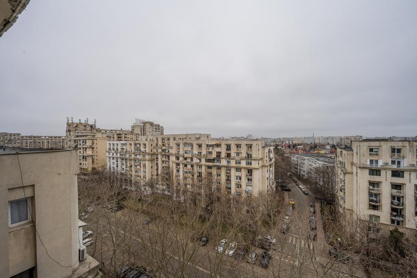 Locație Premium: 3 Camere pe Bulevardul Burebista – Renovat & Gata de Mutare