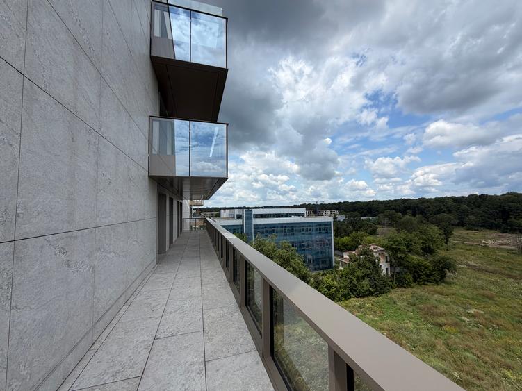 Apartament în Cortina 126,parcare inclusă,terasă 40mp