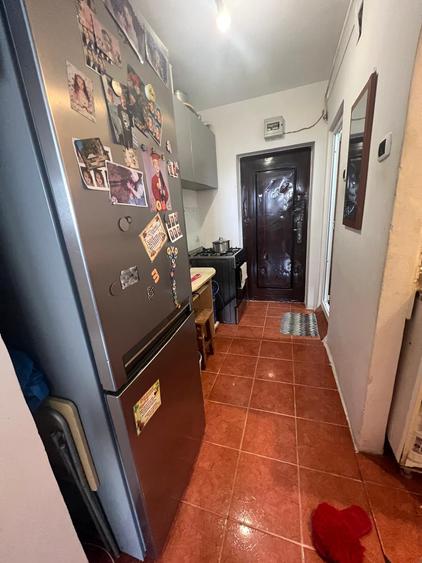 Vand garsoniera tiglina 1 et 10 pret 30.000 euro neg