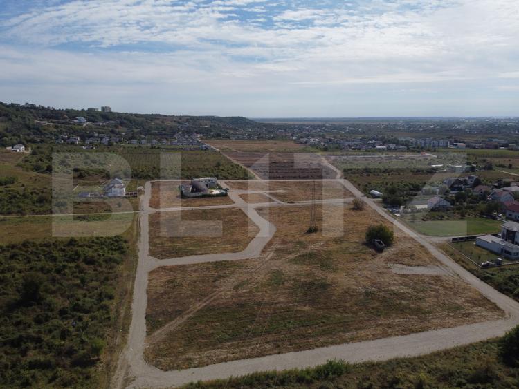 Teren intravilan, 44 de loturi tarusate, zona Viforâta