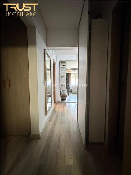 3 camere l 2 bai l Intre Lacuri l Parcare - 9