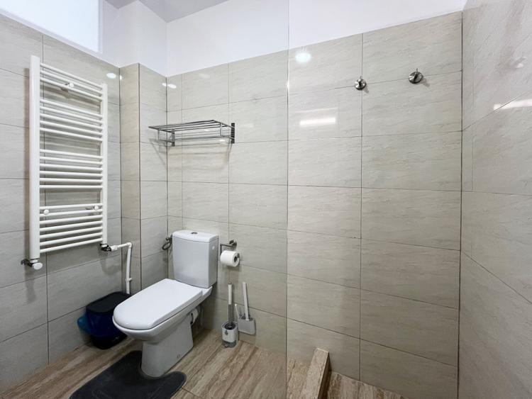 Apartament cu 2 camere in Mamaia Nord cu terasa spațioasă la 200 m de plaja