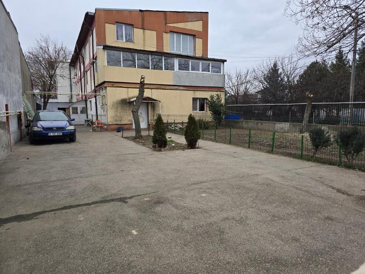 Teren stradal 708mp, +constructie stalpi si grinzi 140mp