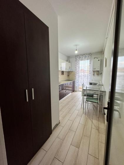 Apartament 2 camere, 48 mp, zona Hotvon