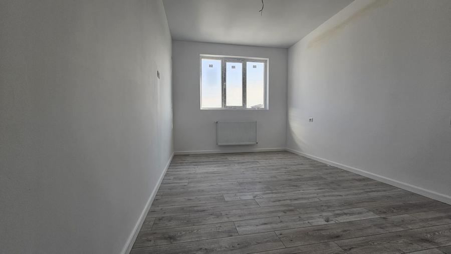 Apartament 3 camere Leordeni Penny.